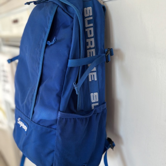 Supreme Backpack - Picture 2 of 8